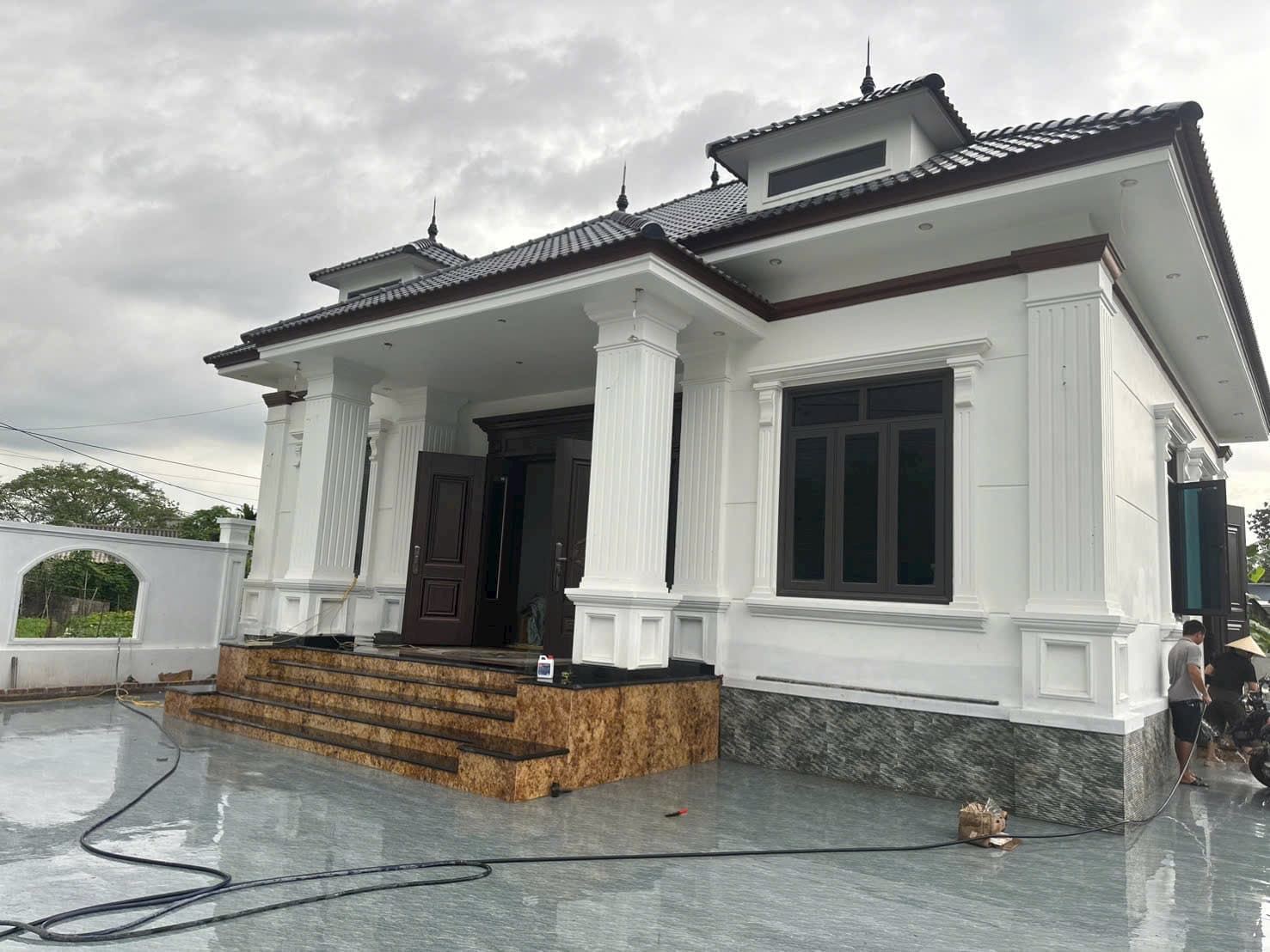 Cách chọn đá ốp lát cao cấp cho nhà ở: đẹp, bền và đúng công năng